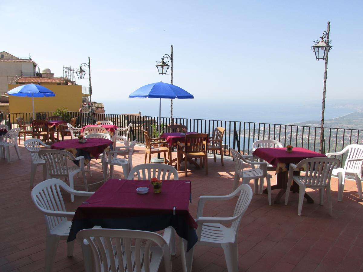 Hotel Panorama Di Sicilia Castelmola Exterior photo